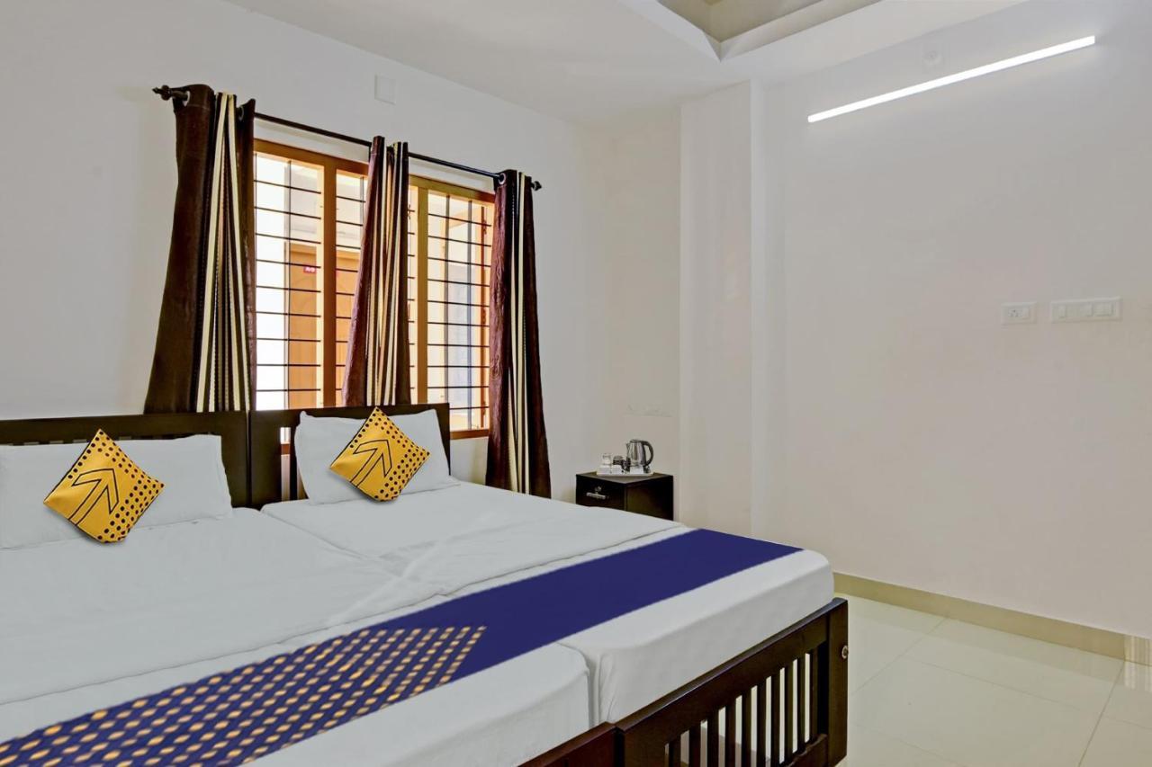 Hotel O Royal Residency Erattupetta Экстерьер фото