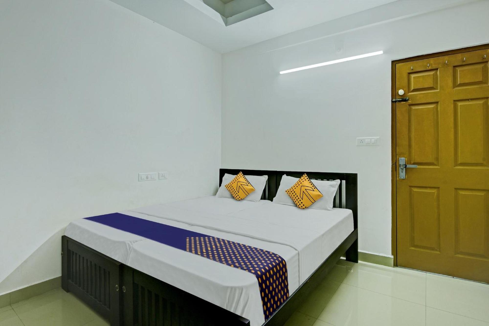 Hotel O Royal Residency Erattupetta Экстерьер фото